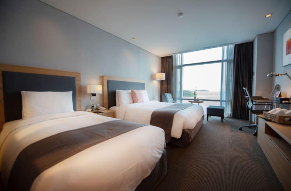 Hidden Bay Hotel Yeosu Exterior foto