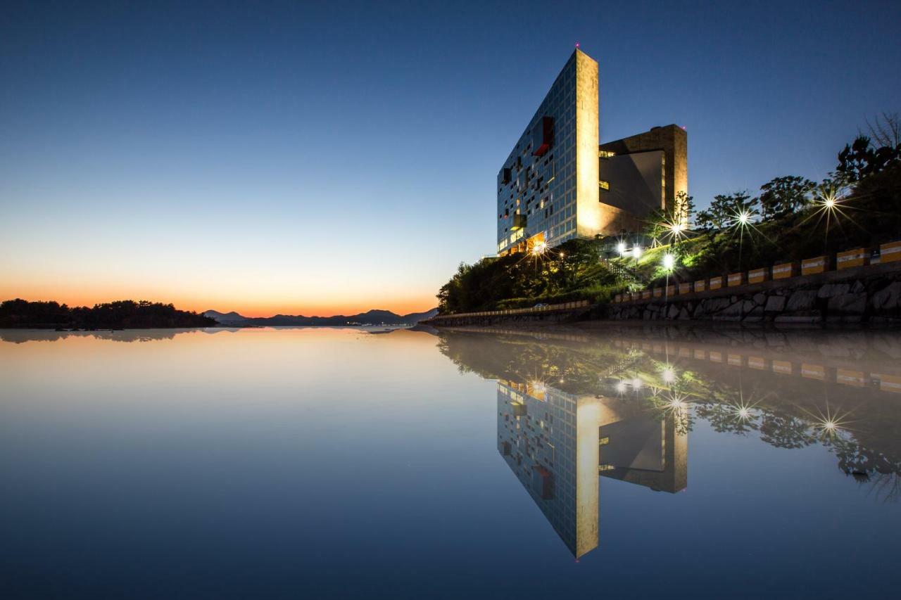 Hidden Bay Hotel Yeosu Exterior foto